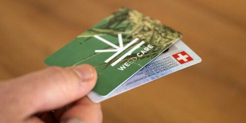 15 Minutes: la vente de cannabis récréatif en pharmacie en test en Suisse