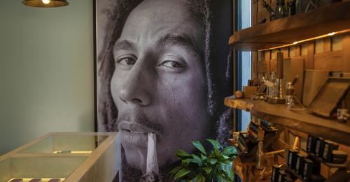 Le Marley Natural Dispensary & Lounge