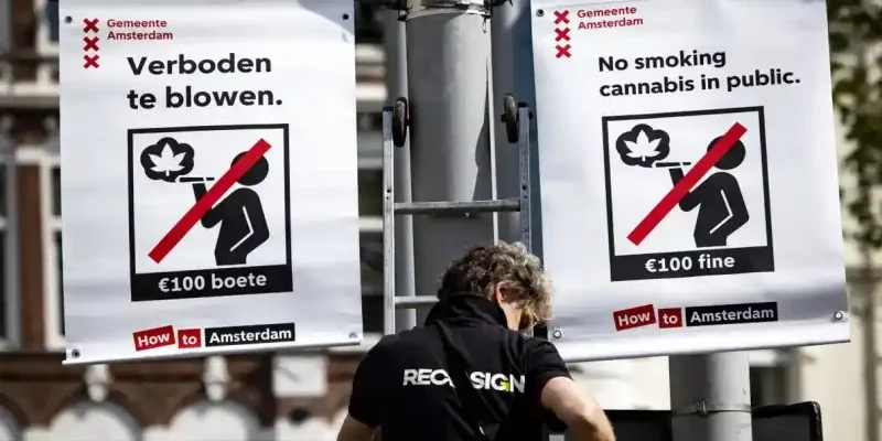 interdiction de fumer dans la rue à Amsterdam