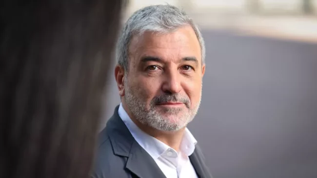 Le maire de Barcelone annonce qu'il activera un plan anti-drogue, avec une offensive contre les clubs de cannabis