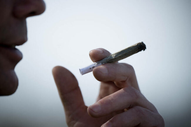 témoignage : quand les usagers de drogue interrogent leur consommation